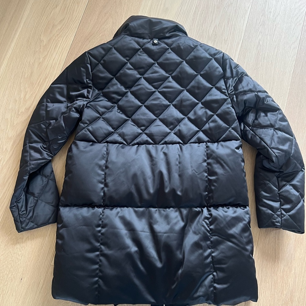 Adroit Atelier Black Quilted Women's Down Jacket - Picture 8 of 8